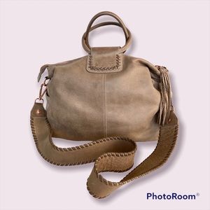 🎉 HOBO Sheila in Rose Dust with Rose Gold hardware 🎉 HP 🎉